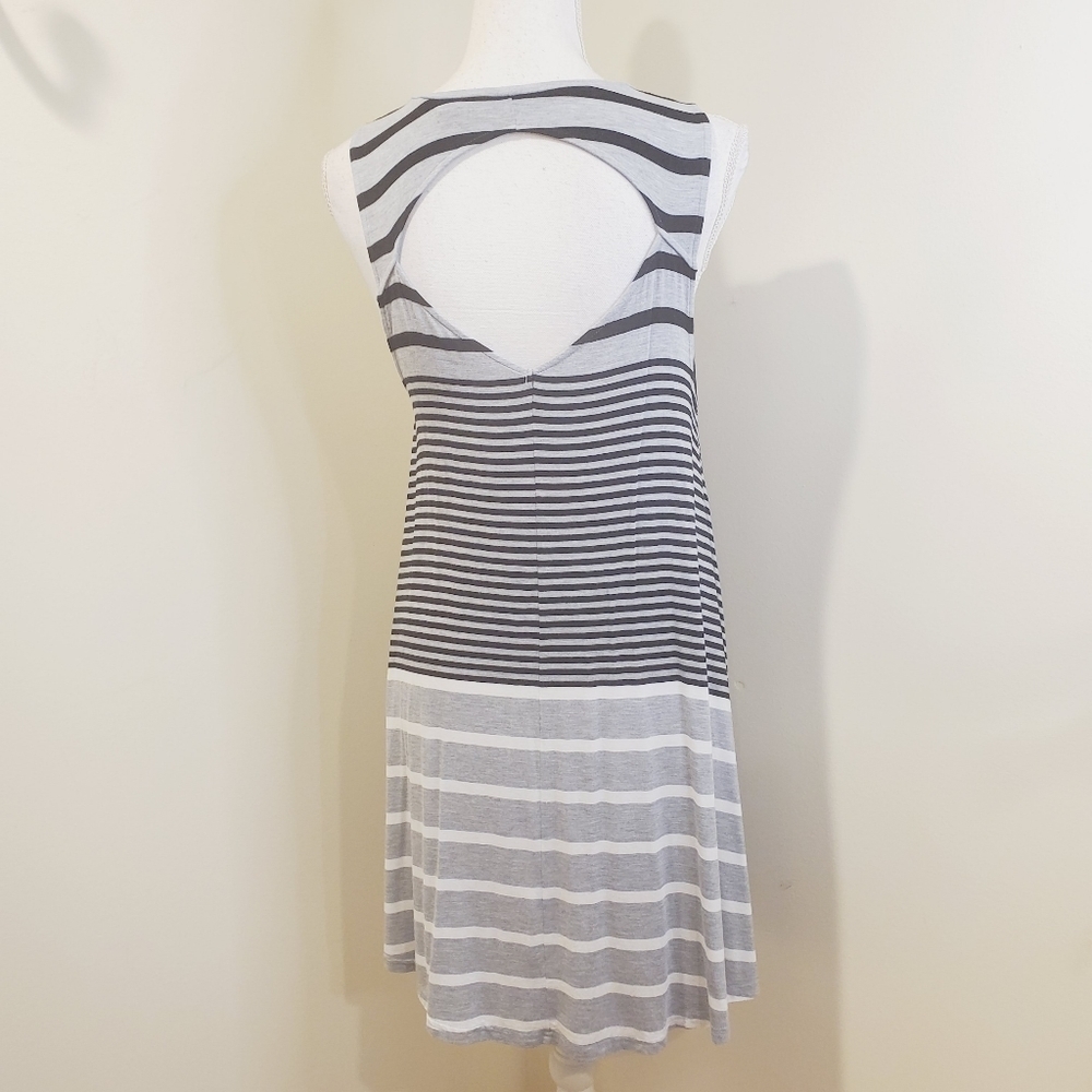 Soft and Sexy by American Eagle Outfitter stripes white and gray dress … - Picture 7 of 10